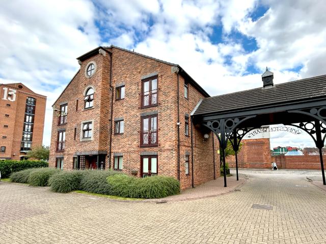 Apartment for rent in Old Town, Hull