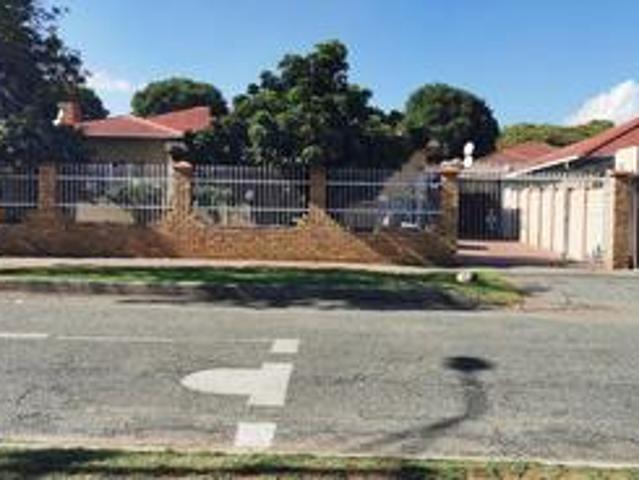 House for sale in Vosloorus, Gauteng