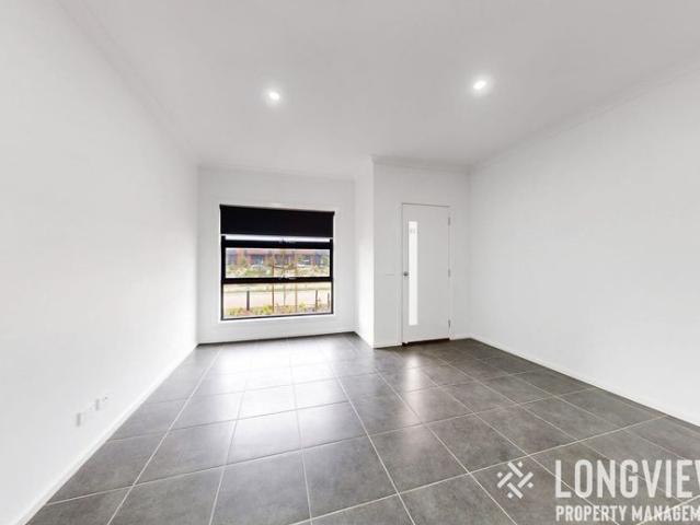 Townhouse for rent in Camerons Creek, Victoria