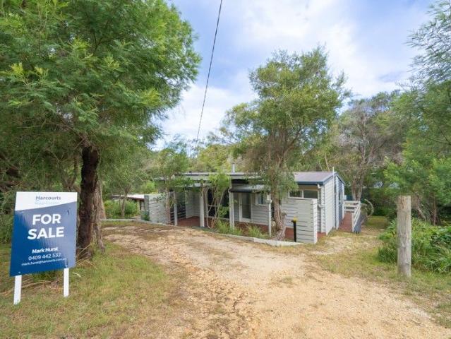 House for sale in Loch Sport, Victoria
