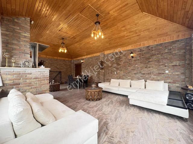 Sarayköy, Selçuklu içerisinde satılık Villa