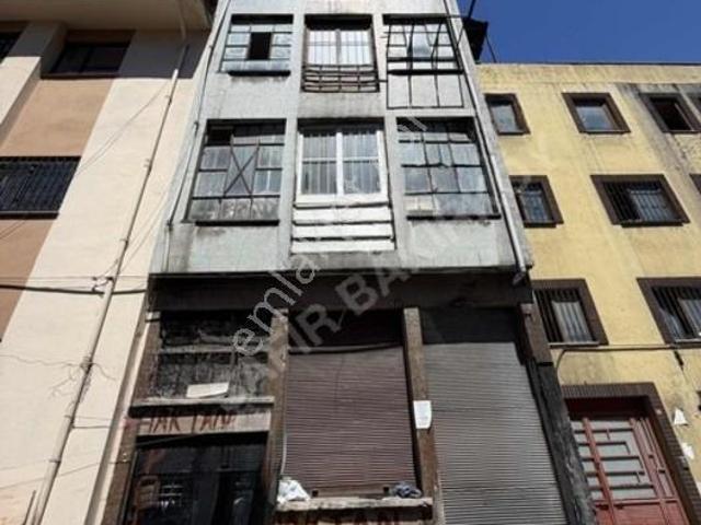 Yenişehir Mahallesi, Beyoğlu içerisinde satılık Bina