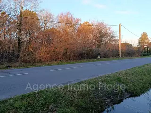 Terrain vente à Lesparre-Médoc, Talais