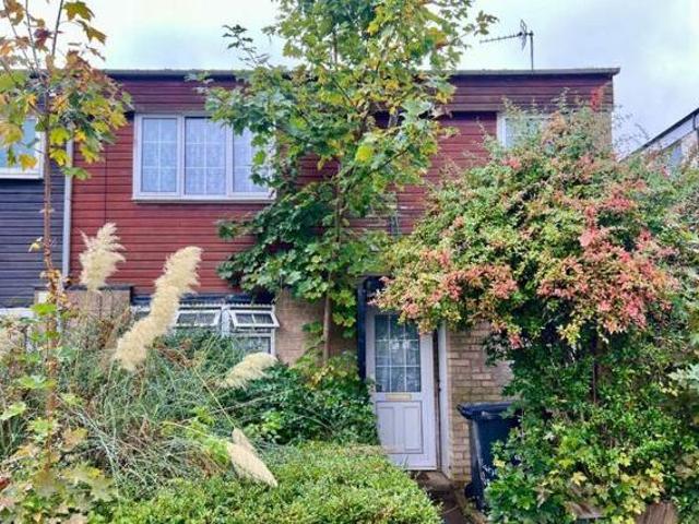 House for sale in Northampton, Northamptonshire