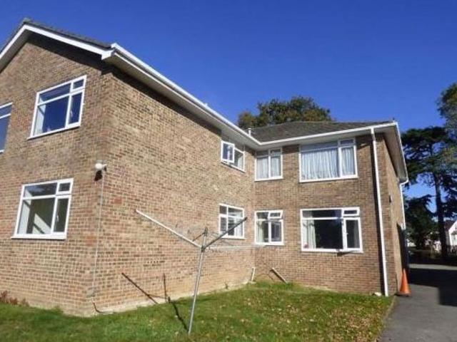 Apartment for rent in Talbot Village, Bournemouth