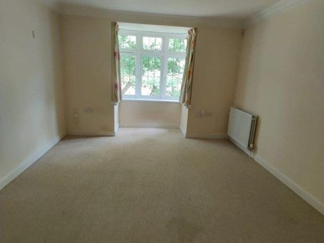 Apartment for rent in Talbot Village, Bournemouth