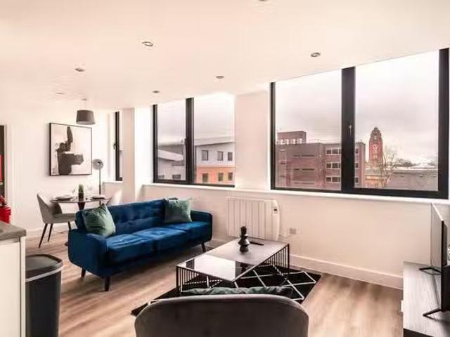 Apartment for rent in Gorse Hill, Trafford Park