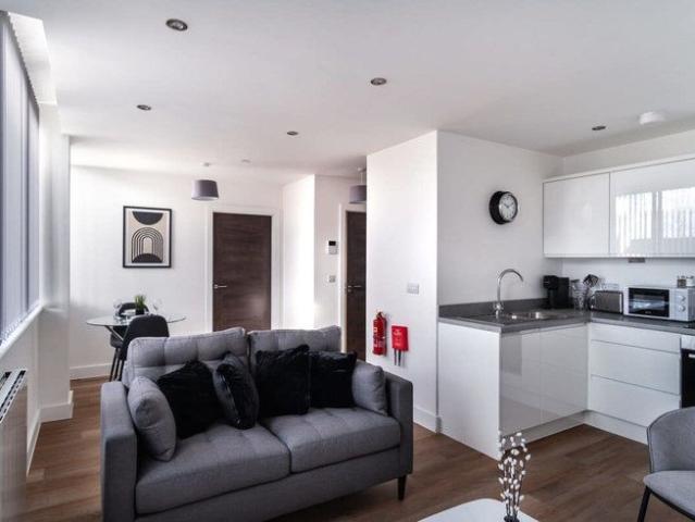 Apartment for rent in Gorse Hill, Trafford Park
