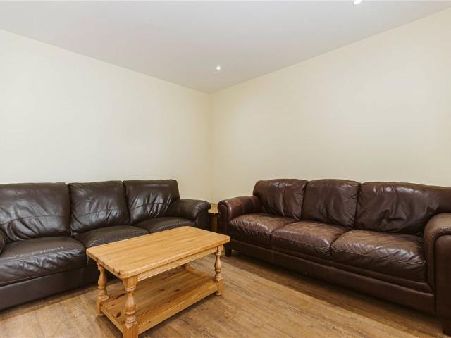 Apartment for rent in Upper Knowle, Feckenham