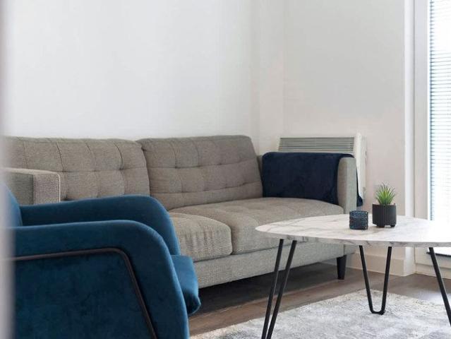 Apartment for rent in Gorse Hill, Trafford Park
