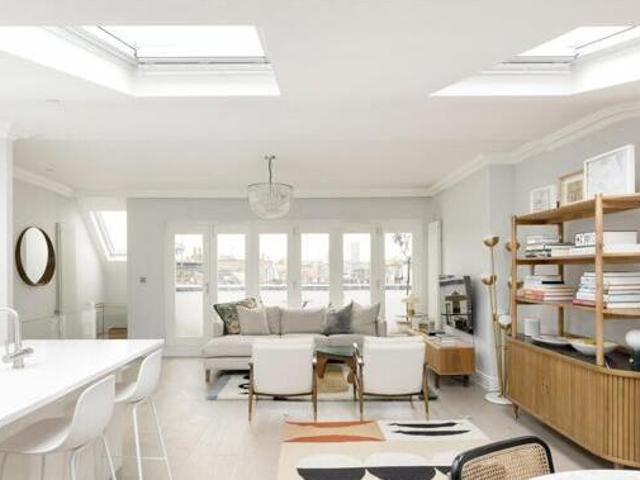 House for sale in Lyons, Greater London