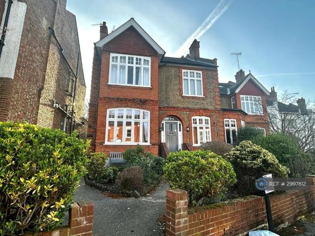 House for rent in Muswell Hill, Greater London