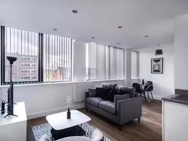 Apartment for rent in Gorse Hill, Trafford Park