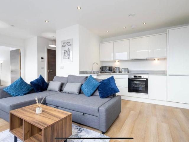 Apartment for rent in Gorse Hill, Trafford Park