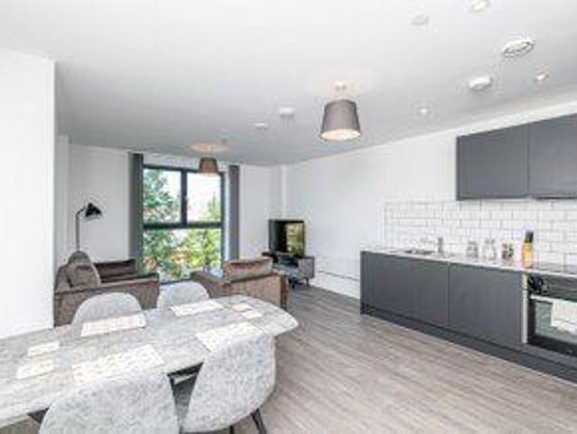 Apartment for rent in Gorse Hill, Trafford Park