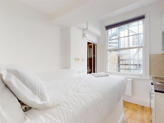 Apartment for rent in Paddington, Greater London