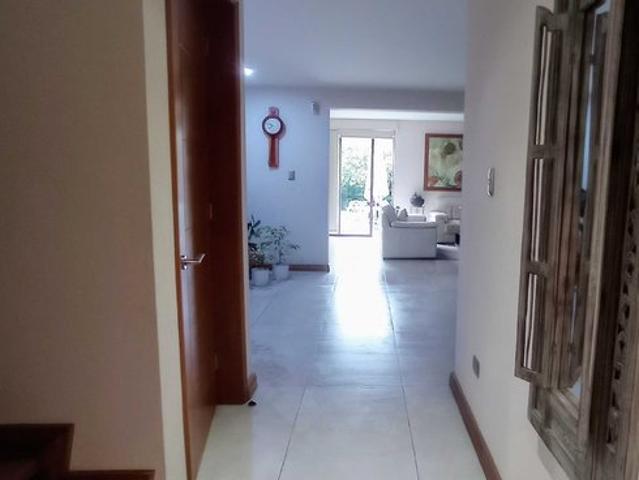 Talca, Vende Moderna Casa Sector Residencial Talca 71145