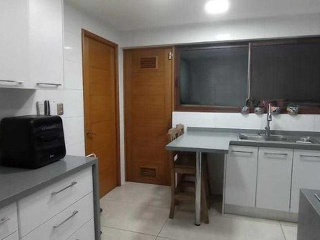 Talca, Vende Moderna Casa Sector Residencial Talca 71145