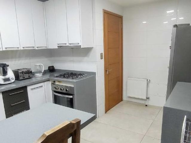 Talca, Vende Moderna Casa Sector Residencial Talca 71145