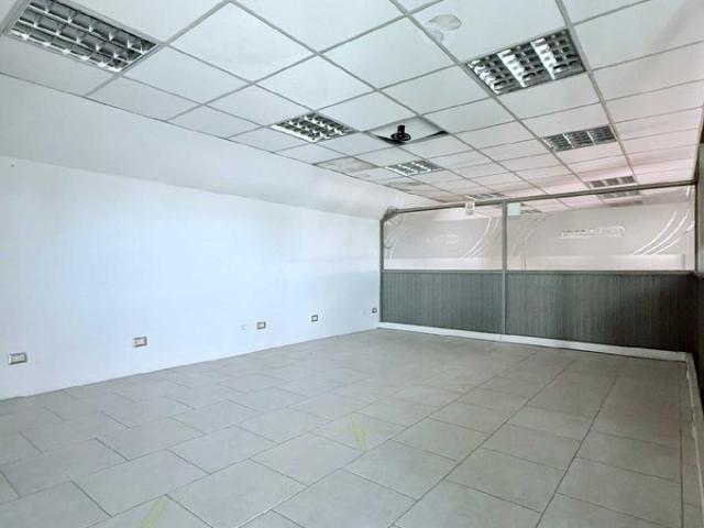 Talca, Venta de galpón con oficinas 99835