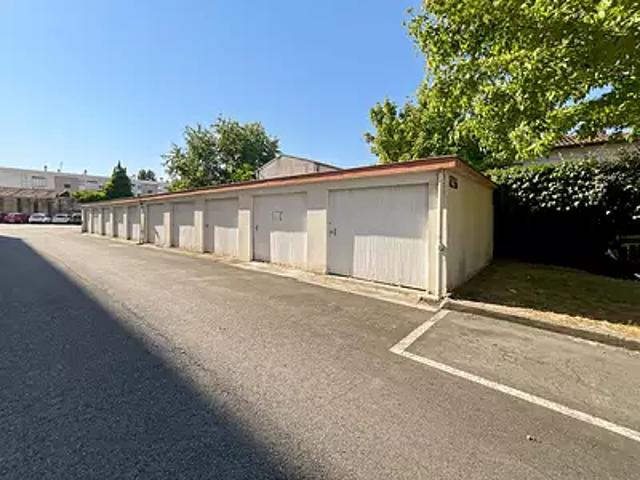 Garage vente à Talence, Gironde