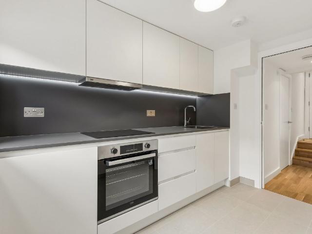 Studio for rent in West Kensington, Greater London