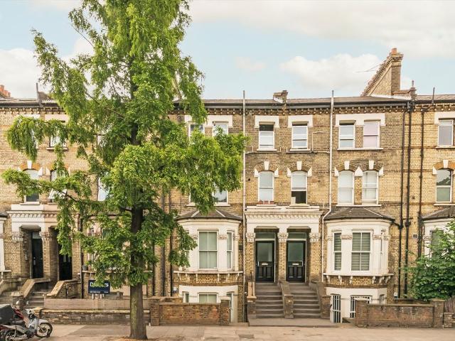 Studio for rent in West Kensington, Greater London
