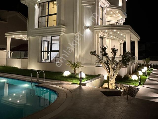 Atakum içerisinde satılık Villa
