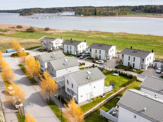 Bostad till salu i Österåker, Södermanland