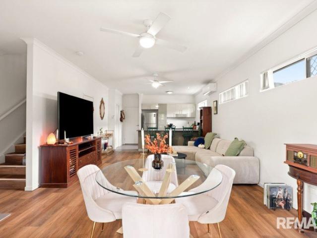 Townhouse for sale in Habitat Development, Sunshine Coast Regional