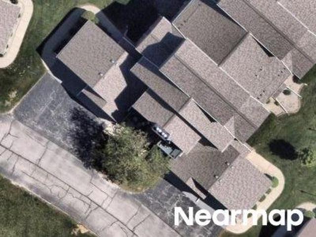 House for sale in Pewaukee, Wisconsin