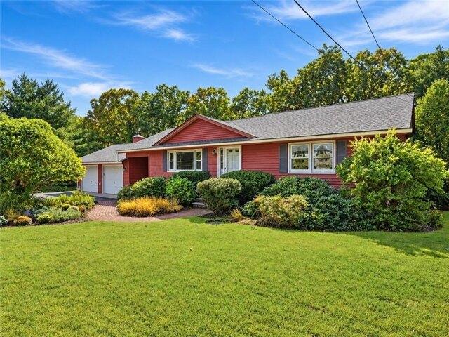 House for sale in Slatersville, North Smithfield