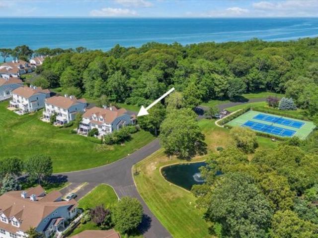 Condo for sale in Jamesport