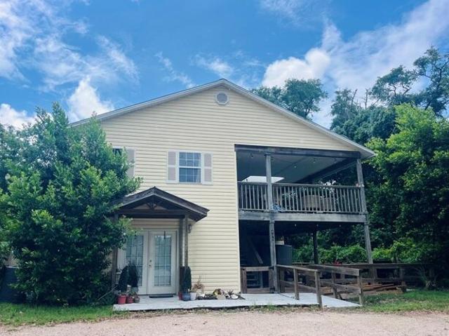 House for sale in Carrabelle