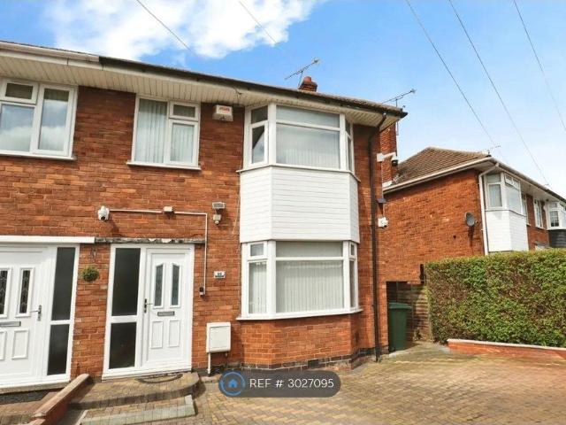 House for rent in Courthouse Green, Coventry