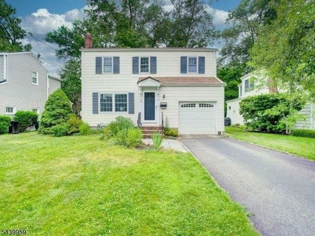 House for sale in Chatham, New Jersey