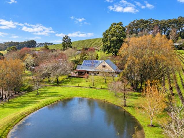 House for sale in Summertown, Adelaide Hills Council