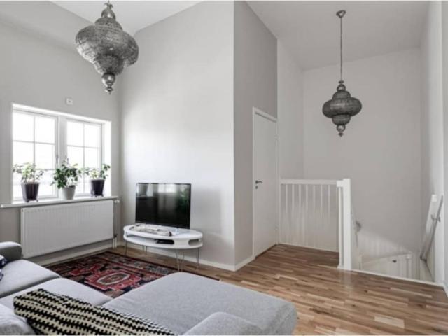 Hus hyra i Ekeby-Almby, Örebro län