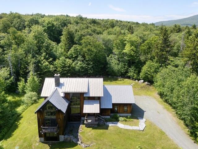 House for sale in Stratton, Vermont