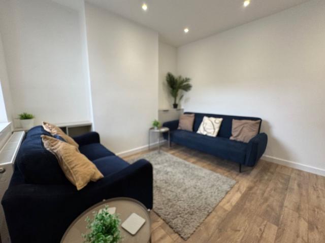 House for rent in The Colonies, Cardiff