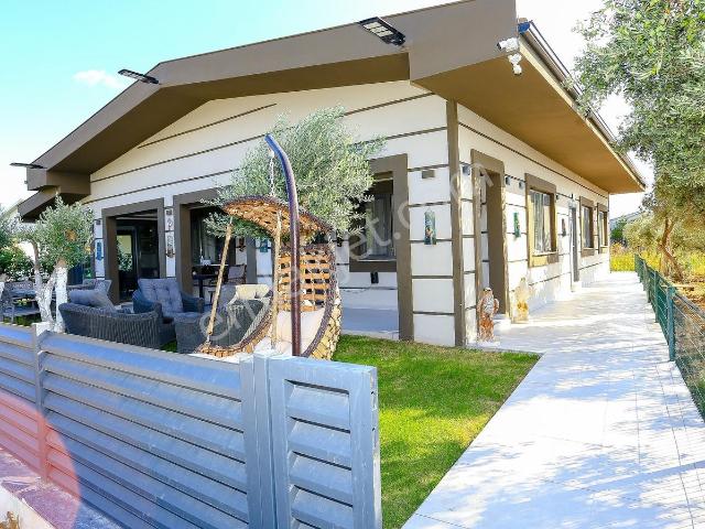 Ulamış Mahallesi, Seferihisar içerisinde satılık Villa