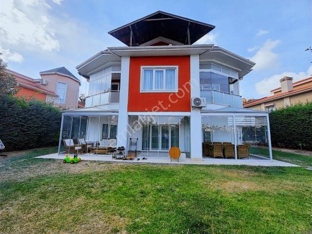 Başakşehir, İstanbul içerisinde satılık Villa