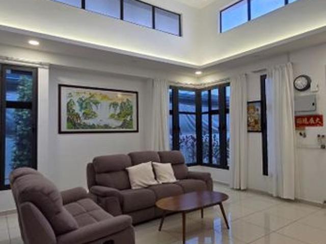 House for rent in Malaka