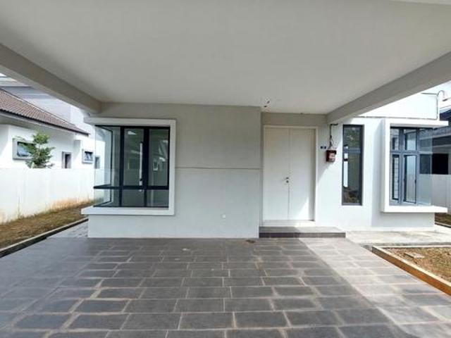 Bungalow for sale in Krubong, Malaka