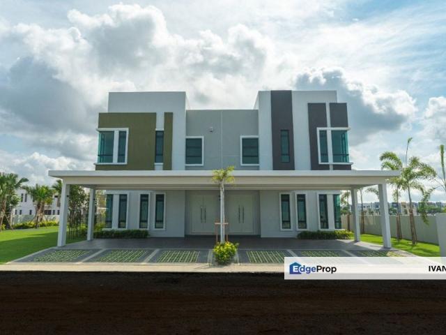 House for sale in Malaka