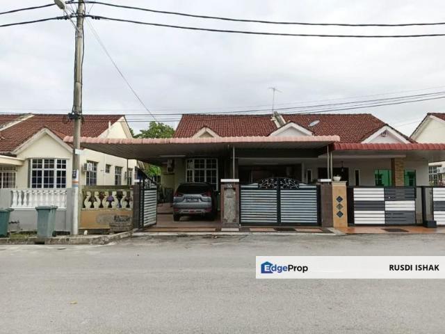 House for sale in Wellesley, Penang