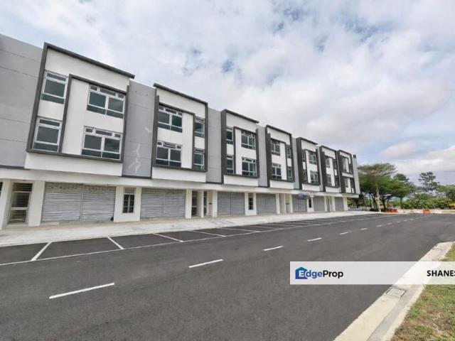 Shop for rent in Bukit Ledang, Johor