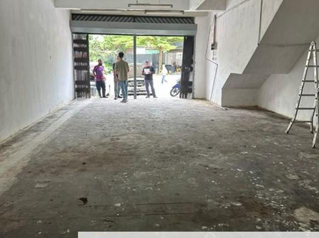 Shop for rent in Kajang, Langat