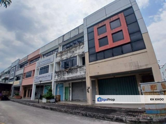 Shop for rent in Petaling, Alam Impian