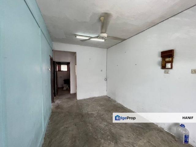 Flat for sale in Petaling, Alam Impian